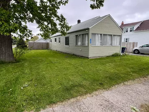 1503 S Van Buren, Bay City, MI 48708