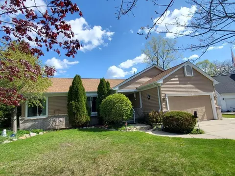1560 N Delano, Saint Clair, MI 48079