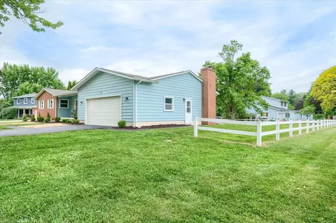 Exterior - 2049 Belle Meade, Davison, MI 48423 photo 3 of 8