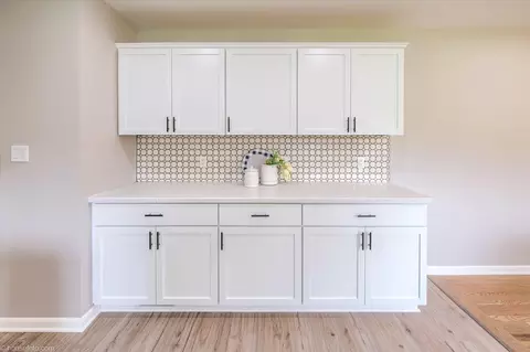 Kitchen - 2049 Belle Meade, Davison, MI 48423 photo 7 of 7