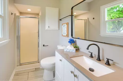 Bath - 2049 Belle Meade, Davison, MI 48423 photo 1 of 5