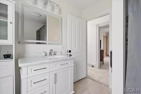Bath - 611 State, Adrian, MI 49221 photo 2 of 3