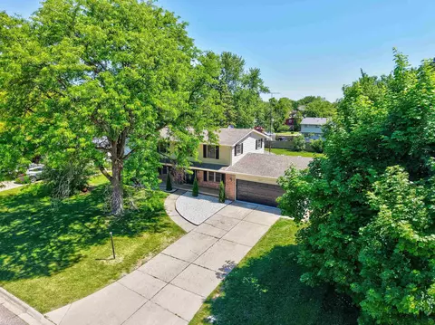 View/Area - 3183 Bridle, Flint, MI 48507 photo 3 of 4