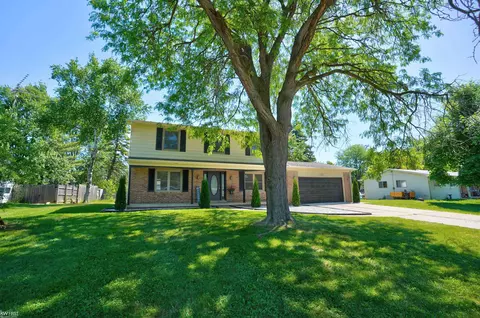 Exterior - 3183 Bridle, Flint, MI 48507 photo 7 of 13