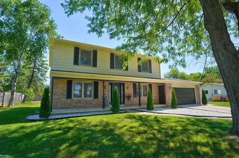 3183 Bridle, Flint, MI 48507