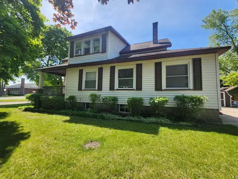 1006 Main, Essexville, MI 48732
