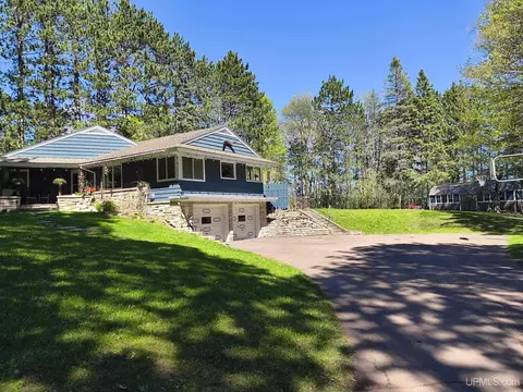 n10338 Mount Zion Drive, Ironwood, MI 49938