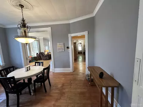 Dining - 115 Oak St, Ishpeming, MI 49849 photo 1 of 2