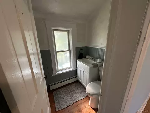 Bath - 115 Oak St, Ishpeming, MI 49849 photo 4 of 4