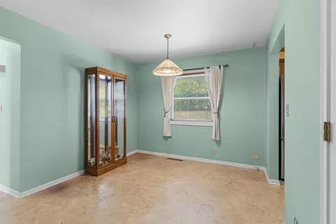Other - 604 Somerset, Flushing, MI 48433 photo 1 of 6
