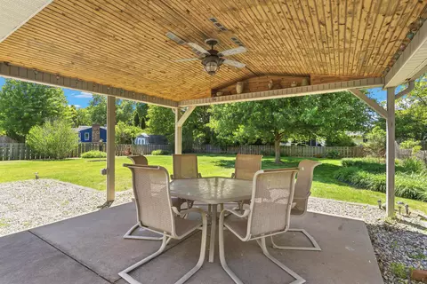 Exterior - 604 Somerset, Flushing, MI 48433 photo 5 of 5
