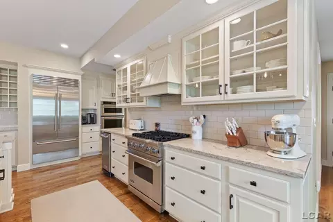 Kitchen - 3120 Windmill, Adrian, MI 49221 photo 8 of 10