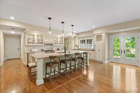 Kitchen - 3120 Windmill, Adrian, MI 49221 photo 4 of 10