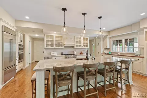 Kitchen - 3120 Windmill, Adrian, MI 49221 photo 5 of 10