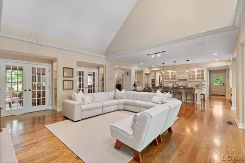 Living - 3120 Windmill, Adrian, MI 49221 photo 6 of 6