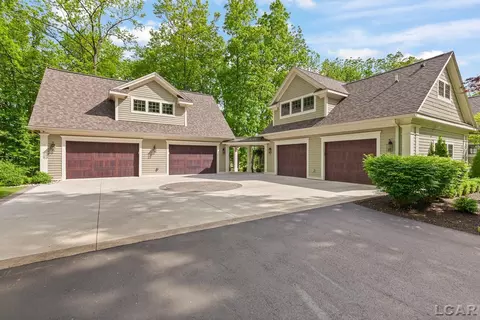 Exterior - 3120 Windmill, Adrian, MI 49221 photo 8 of 19