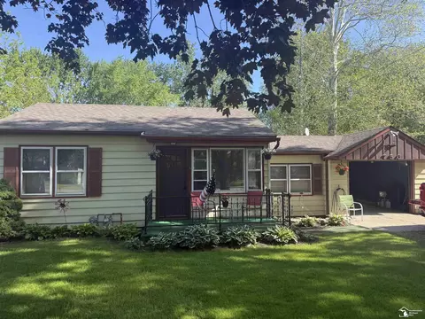 750 Pickard, Temperance, MI 48182