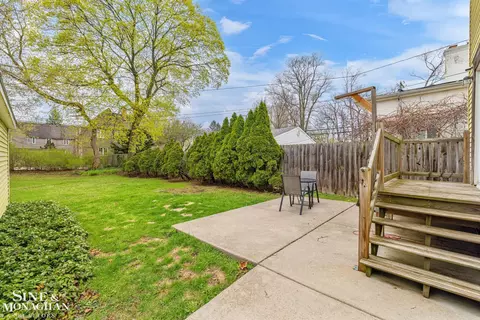 Exterior - 451 Saint Clair, Grosse Pointe, MI 48230 photo 7 of 11