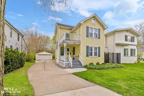 Exterior - 451 Saint Clair, Grosse Pointe, MI 48230 photo 3 of 11