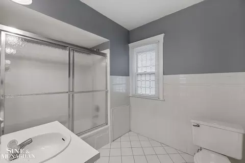 Bath - 451 Saint Clair, Grosse Pointe, MI 48230 photo 4 of 5
