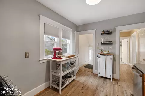 Entry Way - 451 Saint Clair, Grosse Pointe, MI 48230 photo 2 of 2