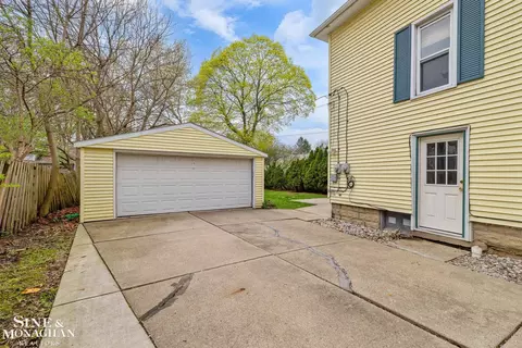 Other - 451 Saint Clair, Grosse Pointe, MI 48230 photo 7 of 9