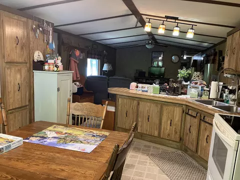Kitchen - 4703 Northland, Gladwin, MI 48624 photo 5 of 5
