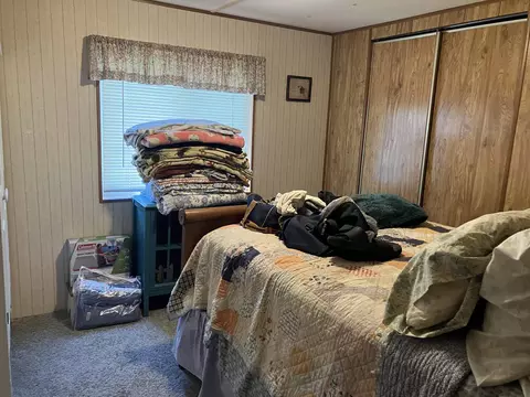 Bedroom - 4703 Northland, Gladwin, MI 48624 photo 2 of 2