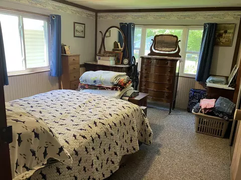 Bedroom - 4703 Northland, Gladwin, MI 48624 photo 1 of 2