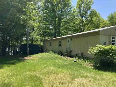 Exterior - 4703 Northland, Gladwin, MI 48624 photo 4 of 9