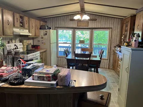 Kitchen - 4703 Northland, Gladwin, MI 48624 photo 4 of 5
