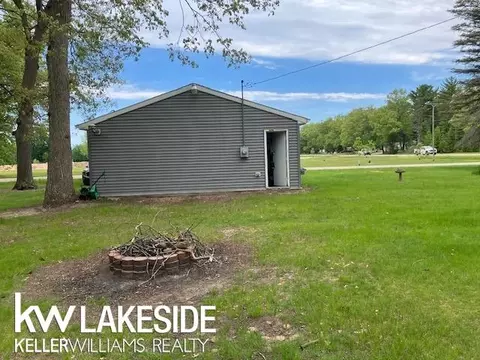 7115 Ann, Caseville, MI 48725