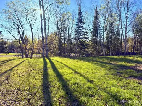 159 Kreiger, Skandia, MI 49885