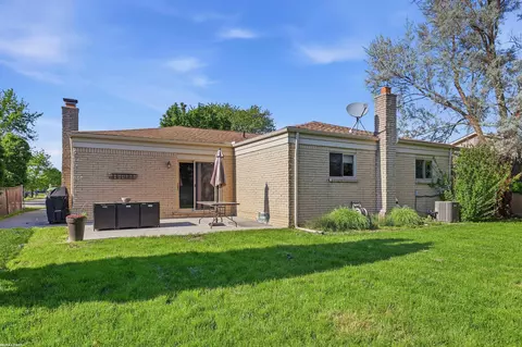 Exterior - 15366 Van Meter, Macomb, MI 48044 photo 10 of 11
