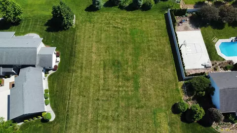 1199 Scott Rdg, Adrian, MI 49221