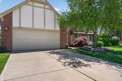 Exterior - 52294 Bryan Michael, Macomb, MI 48042 photo 2 of 7