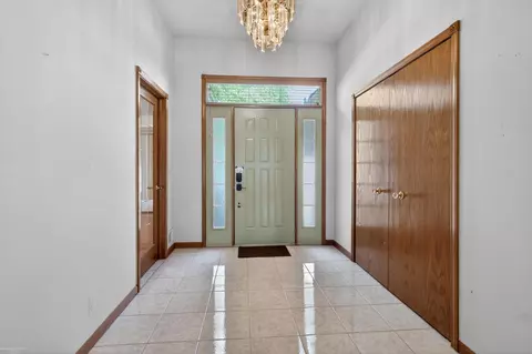 Entry Way - 52294 Bryan Michael, Macomb, MI 48042 photo 2 of 2