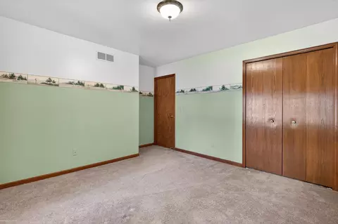 Bedroom - 52294 Bryan Michael, Macomb, MI 48042 photo 8 of 9