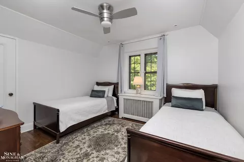 Bedroom - 257 Ridge, Grosse Pointe Farms, MI 48236 photo 6 of 8