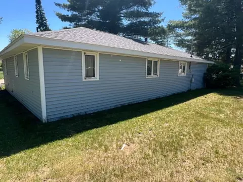 Exterior - 4194 Filter, Harrison, MI 48625 photo 3 of 6