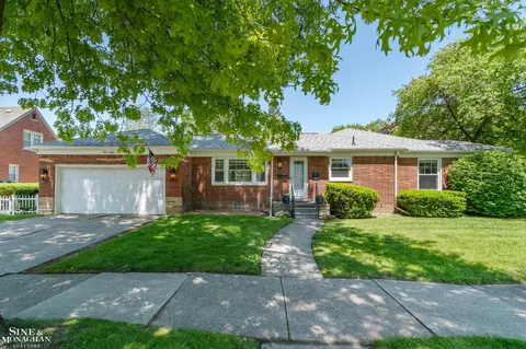 486 Bournemouth, Grosse Pointe Farms, MI 48236