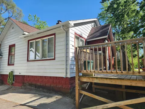 309 S Warner, Bay City, MI 48706