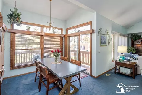 Dining - 6820 Stonegate, Temperance, MI 48182 photo 3 of 4
