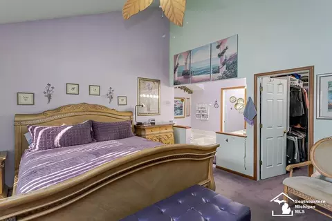 Bedroom - 6820 Stonegate, Temperance, MI 48182 photo 2 of 9