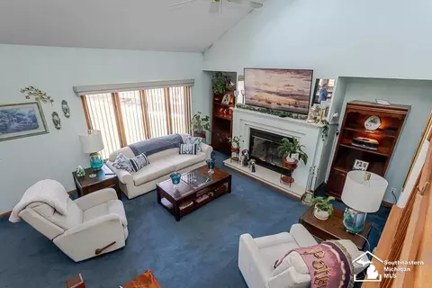 Living - 6820 Stonegate, Temperance, MI 48182 photo 4 of 7