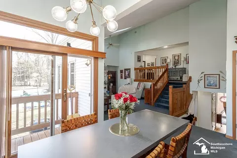 Dining - 6820 Stonegate, Temperance, MI 48182 photo 2 of 4