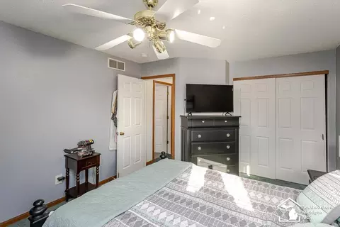 Bedroom - 6820 Stonegate, Temperance, MI 48182 photo 9 of 9