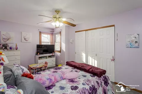 Bedroom - 6820 Stonegate, Temperance, MI 48182 photo 4 of 9