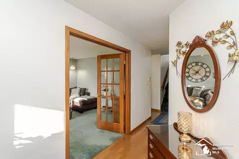 Entry Way - 6820 Stonegate, Temperance, MI 48182 photo 3 of 4