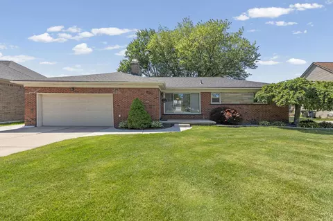 42355 Tessmer, Sterling Heights, MI 48314